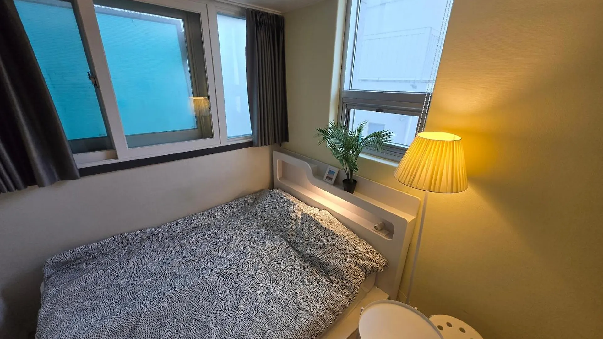W House 506 Queen 1Bedroom Seoul