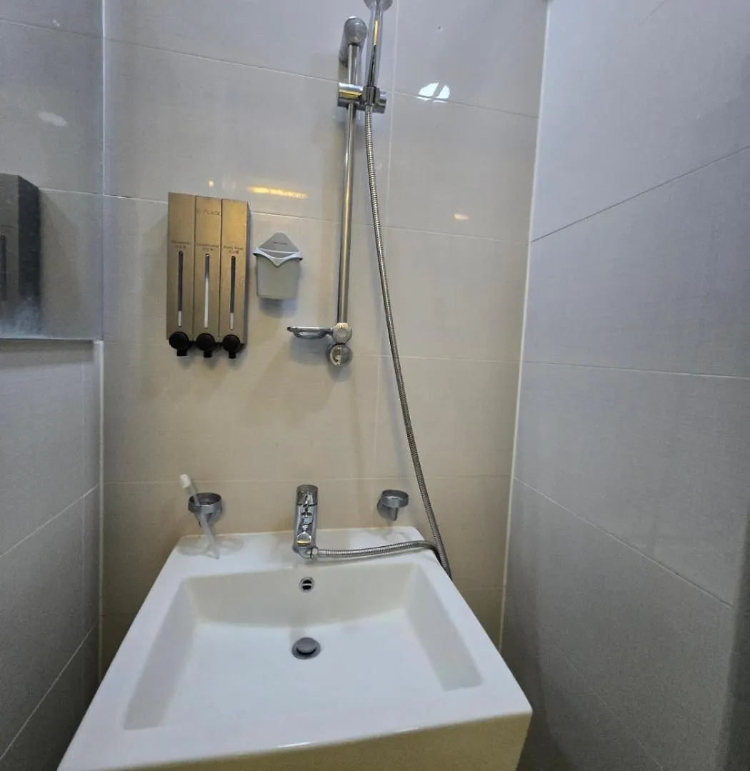 W House 506 Queen 1Bedroom Seoul 0*,